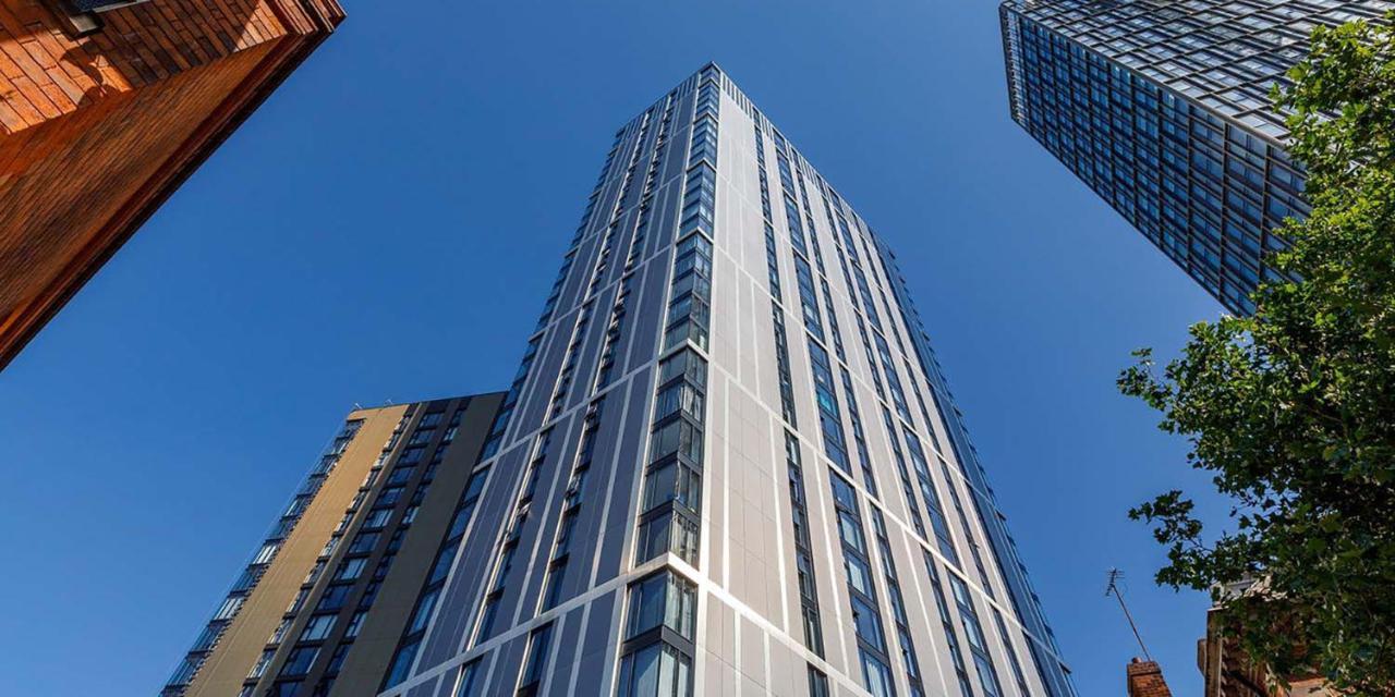 Luxury 2 Bedroom Apartment, Broad Street バーミンガム エクステリア 写真