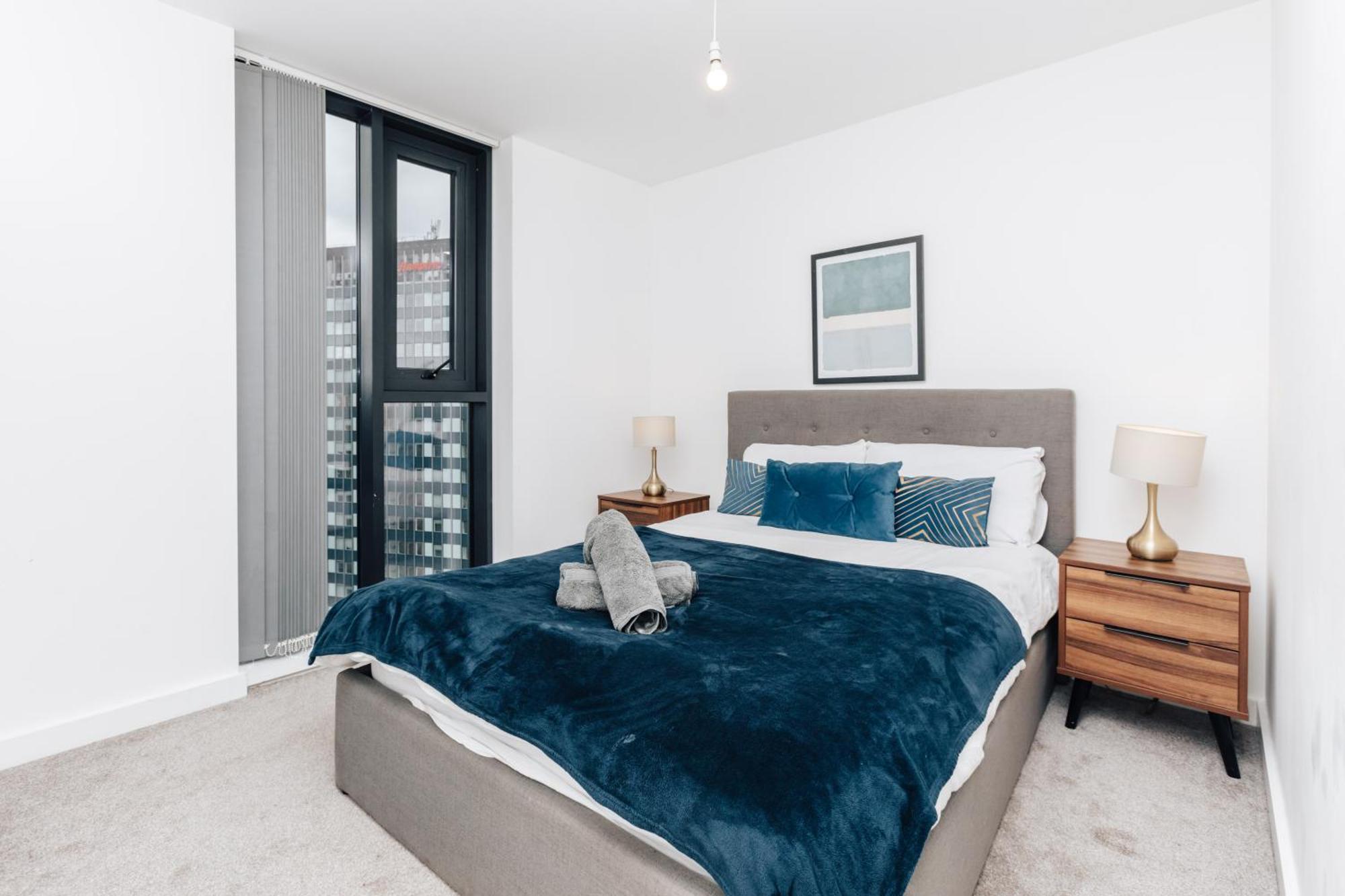 Luxury 2 Bedroom Apartment, Broad Street バーミンガム エクステリア 写真